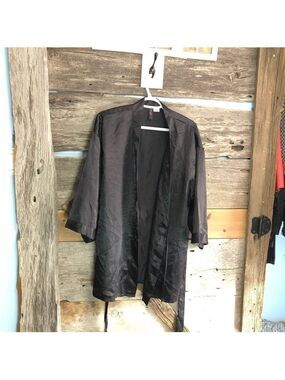 DREAMGIRL size large black robe